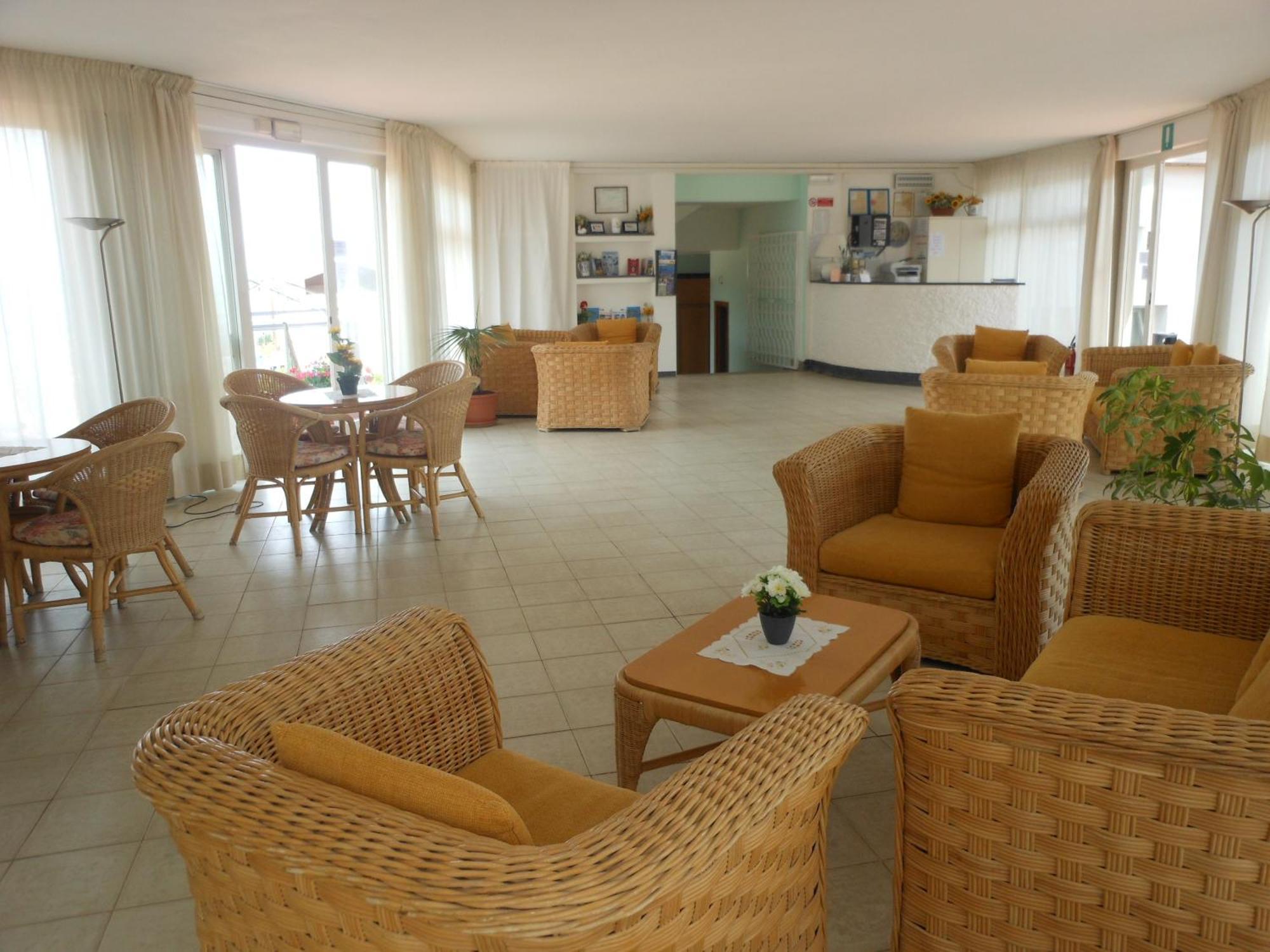 Il Lido Aparthotel Giannella Exterior photo